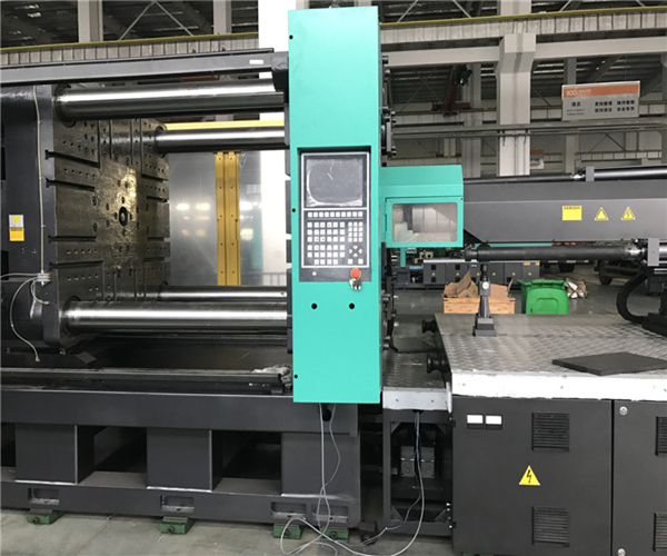 Bearbeitet vollautomatisches Toggle-Spritzen mit 8000 KN 2558 cm-³ Schuss-Volumen maschinell